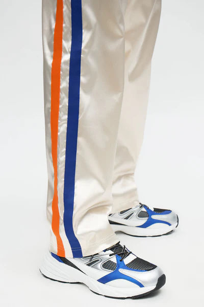 Knicks Night Drift Satin Straight Pants - Off White/combo